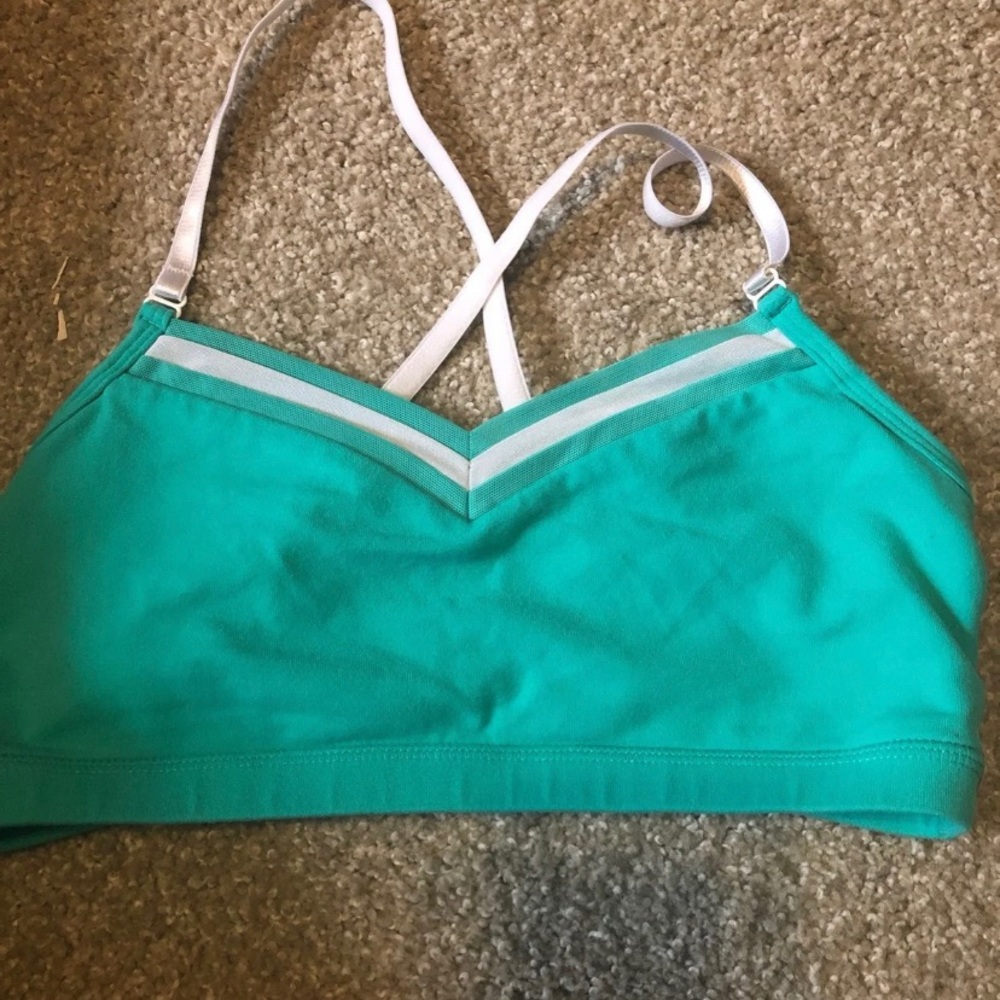 Women’s Lululemon Sports bra 6